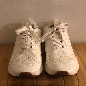 Steve Madden Mens White Perforated Lace Up Sneakers, US 9.5